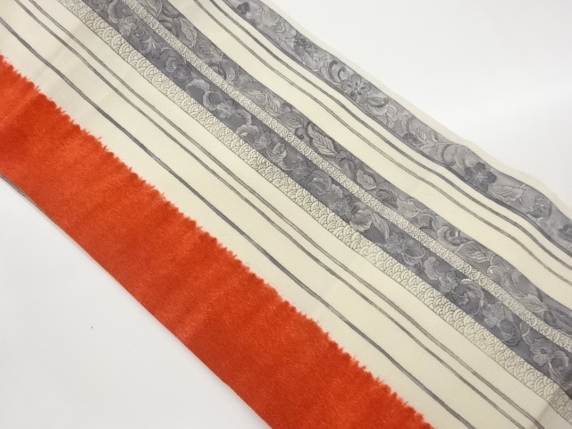 縮緬地縞に花唐草・青海波模様名古屋帯